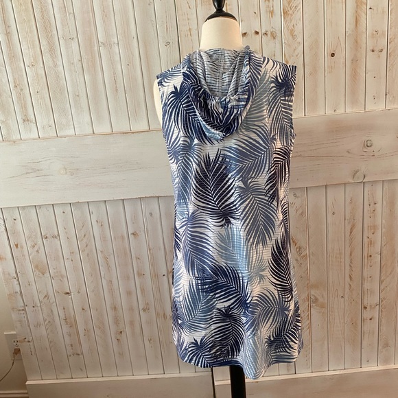 Hooded beach cover up by J Valdi, size S, NWT - Picture 4 of 6